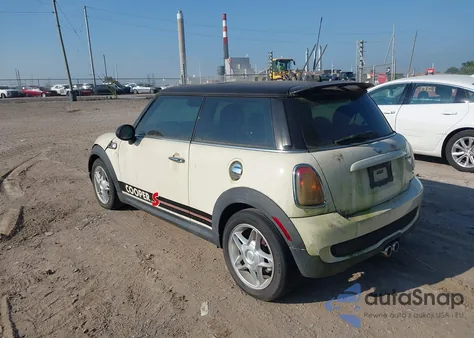 2007 Mini Cooper S S из США, поврежденный, VIN WMWMF73567TL88079
